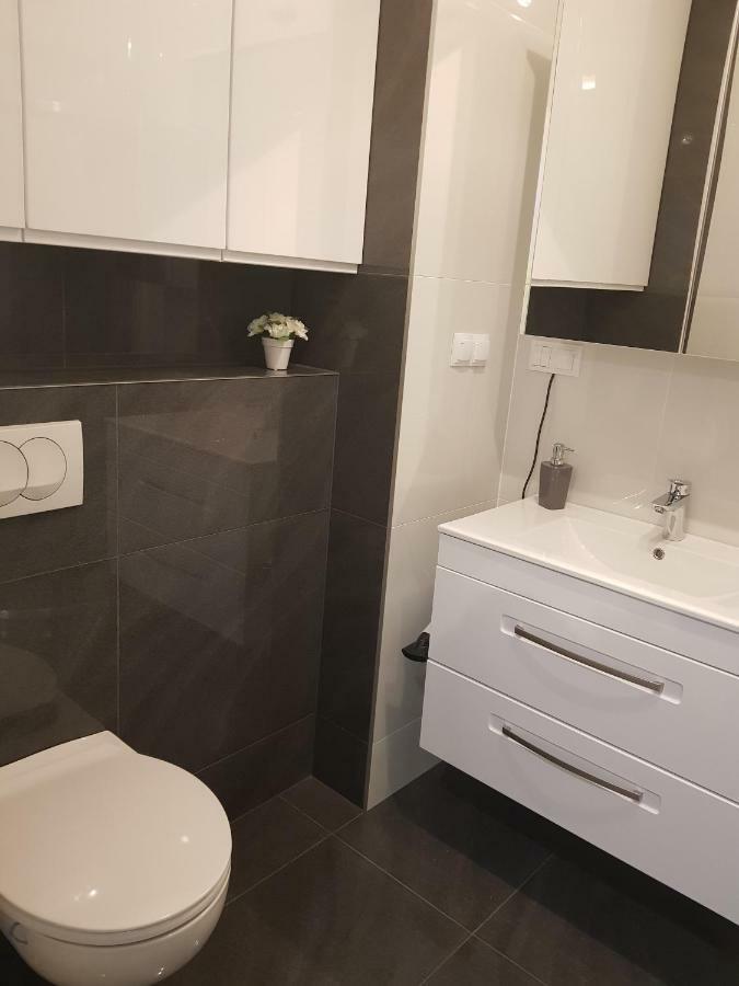 Apartamenty Blizej Morza Kasprowicza Kolberg Exterior foto